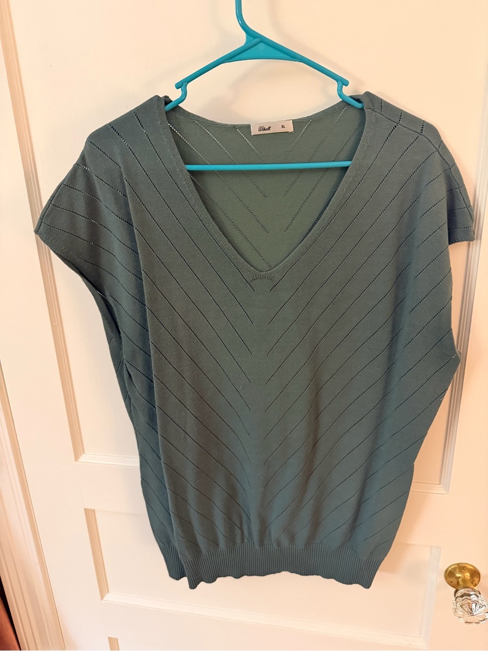 Violet V-Neck Cap Sleeve Sweater Top - Size XL